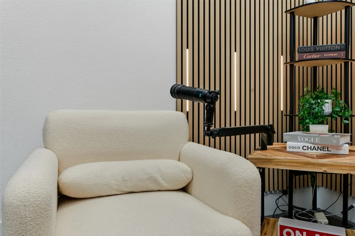 Cozy Corner 11