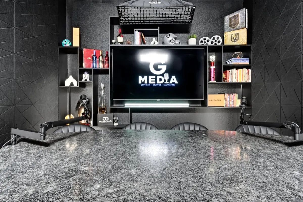 High Roller Studio 7