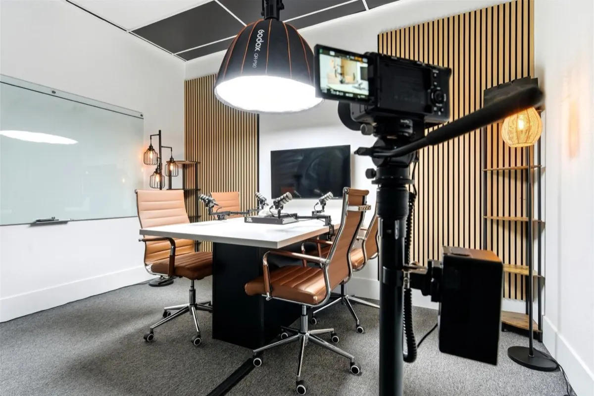 Interview Den 7